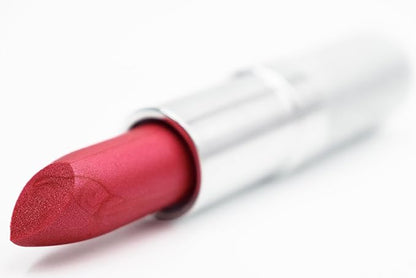 Red Fantasy Pearlescent Shimmering Deep Raspberry Pink Lipstick Color Moisturizing Paraben Free